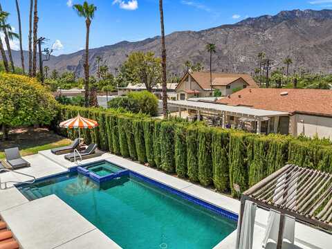 1045 E Deepak Road, Palm Springs, CA 92262