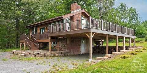 85 Cambridge Heights Rd., Windham, NY 12496