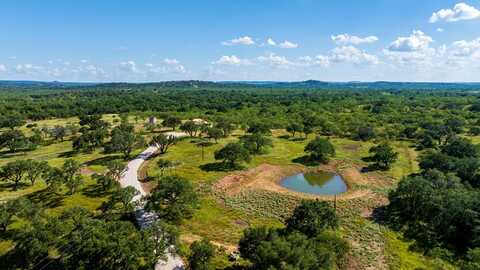 3736 County Rd 113, Llano, TX 78643