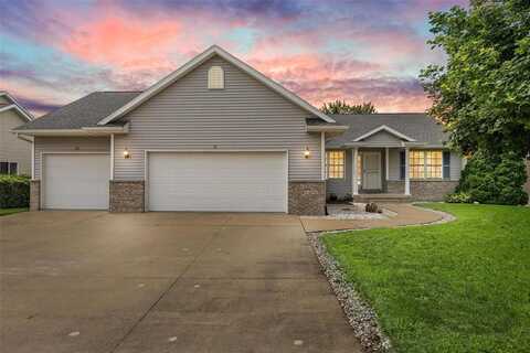 1755 North Drive, Ely, IA 52227