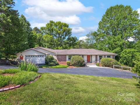 29 Holly Hill Drive, Asheville, NC 28806