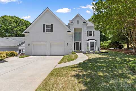 9255 Cameron Wood Drive, Charlotte, NC 28210