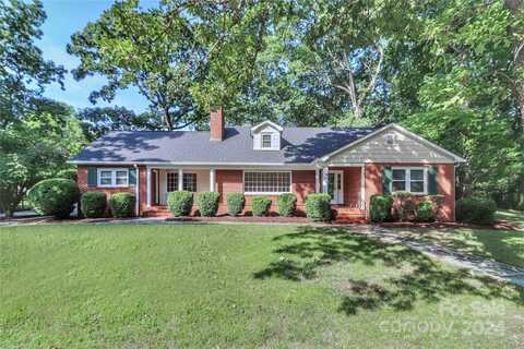 319 N Oakwood Drive, Statesville, NC 28677