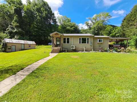 19 Lockman Road, Maggie Valley, NC 28751