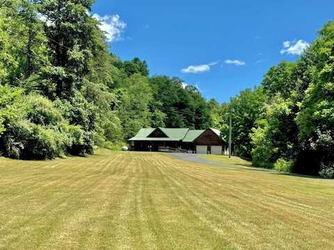 7329 Charleston Rd, Walton, WV 25286