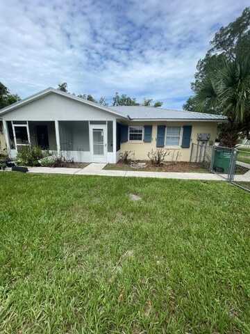 205 1st Ave, Chiefland, FL 32626