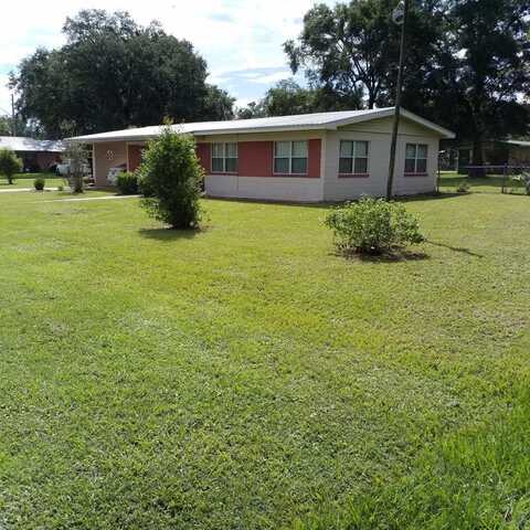 327 6th Ave, Chiefland, FL 32626