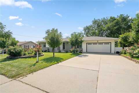 1780 NW 81st Street, Clive, IA 50325