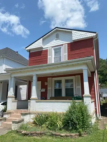 213 4th street, Paintsville, KY 41240