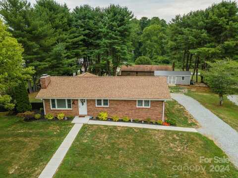 57 Maplewood Knoll Drive, East Flat Rock, NC 28726