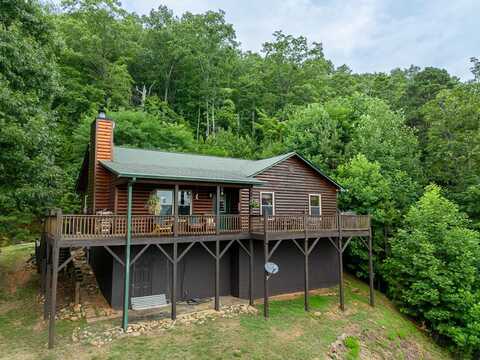 670 Tutiyi Lane, MURPHY, NC 28906