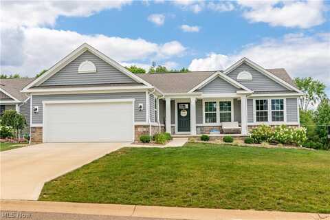 5709 Quarry Lake Drive SE, East Canton, OH 44730