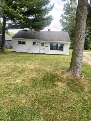 33366 Lake Shore Boulevard, Eastlake, OH 44095