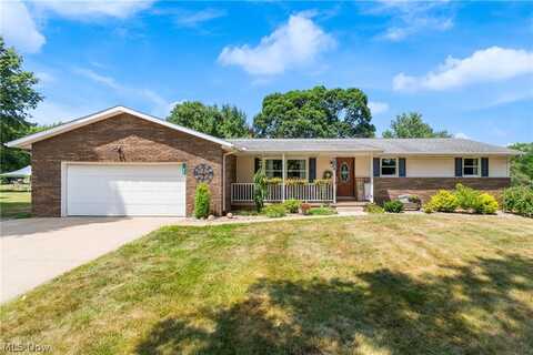 11066 Sagebrush Avenue NE, Uniontown, OH 44685