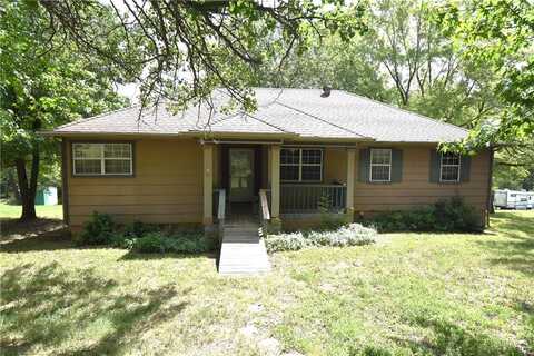 80 Eagle DR, Holiday Island, AR 72631