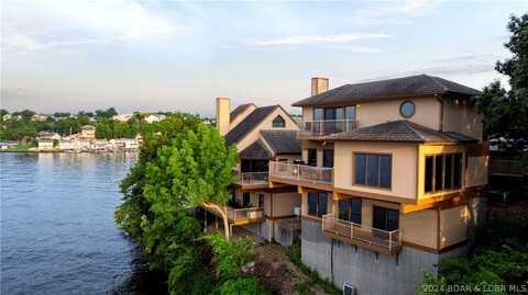 675 Cedar Road, Lake Ozark, MO 65049