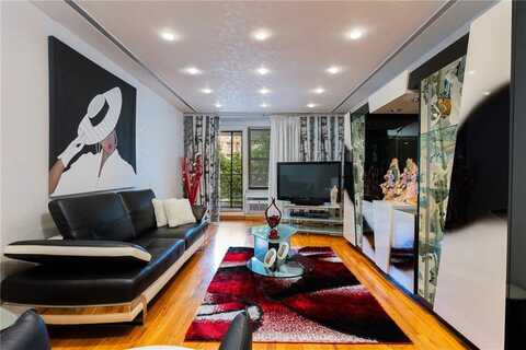 515 East 7th Street, Brooklyn, NY 11218