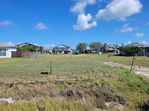 112 Redhead Road, Rockport, TX 78382