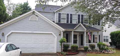 5711 Falls Ridge Lane, Charlotte, NC 28269