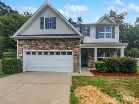 3935 Sky Drive, Charlotte, NC 28226