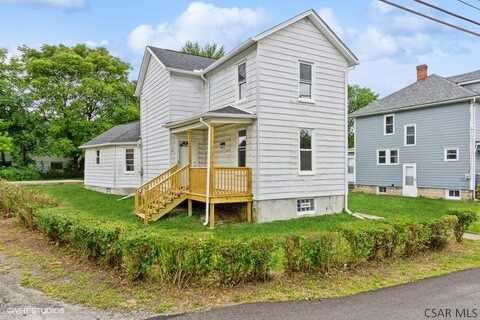 100 Richmond Street, Loyalhanna, PA 15661