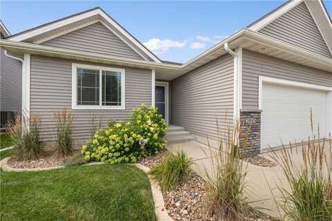 2945 SW Country Lane, Ankeny, IA 50023