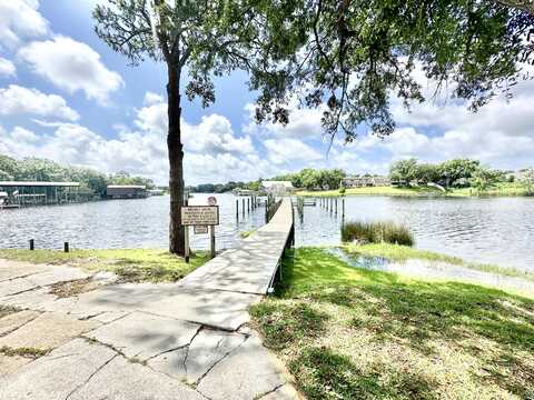 210 Pelham Road, Fort Walton Beach, FL 32547