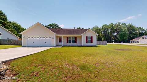 300 Brinley Place, Maple Hill, NC 28454