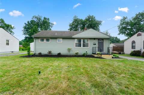 3435 Sunnybrooke Drive, Youngstown, OH 44511