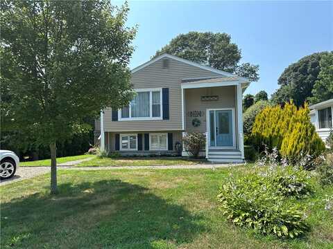 21 Maywood Road, Narragansett, RI 02882