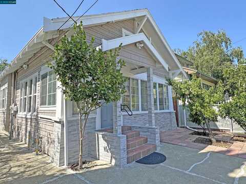 3801 Magee Ave, Oakland, CA 94619