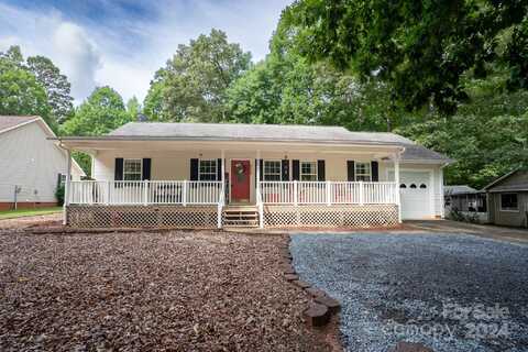 157 Woodrun Drive, Mount Gilead, NC 27306