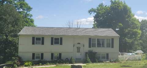 18 HOLLINDALE Road, Danbury, CT 06811