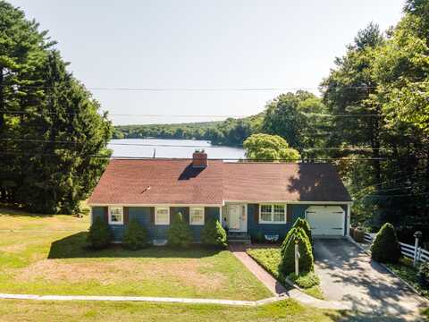 62L Patricia Avenue, North Stonington, CT 06359