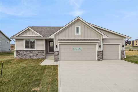 1455 NW Bull Run Court, Waukee, IA 50263