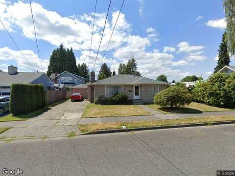 7Th, PUYALLUP, WA 98371