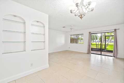 Inlet, GREENACRES, FL 33463