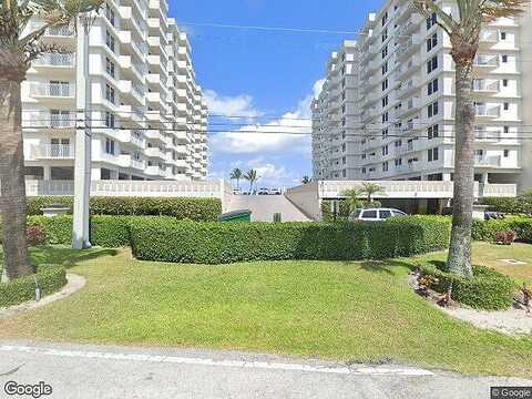 Ocean, HIGHLAND BEACH, FL 33487