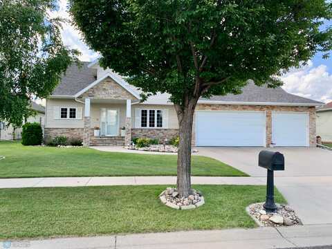 5Th, MOORHEAD, MN 56560