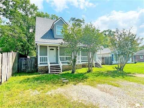 1933 ORLEANS Street, Mandeville, LA 70448