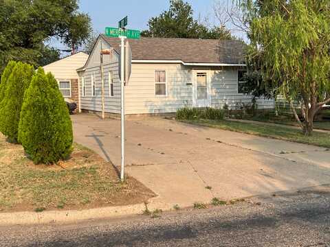 228 N Meredith Avenue, Dumas, TX 79029