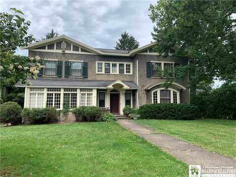 415 Lakeview Avenue, Jamestown, NY 14701