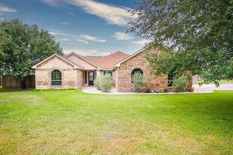 504 W Sullivan Street, Skidmore, TX 78389