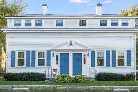 17 Liberty Street, Sandwich, MA 02563