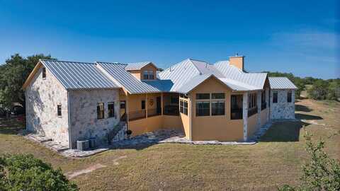 876 West Rd, Menard, TX 76859