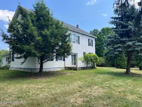 88 Middleline Road, Ballston, NY 12020