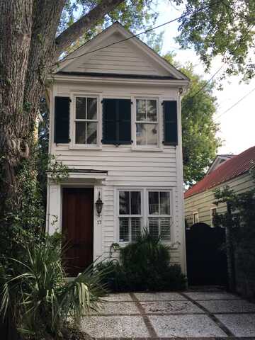 17 West Street, Charleston, SC 29401