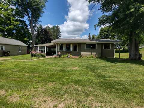 617 Washington, Loudonville, OH 44842