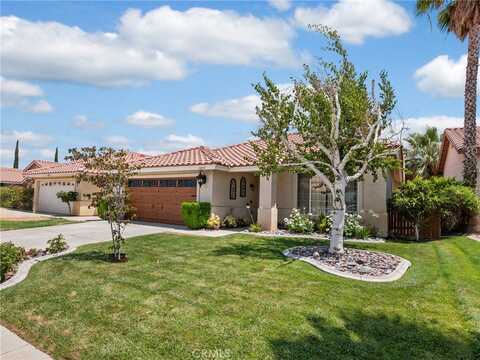 13477 Lakeside Drive, Victorville, CA 92395