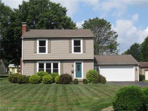 154 Hood Drive, Canfield, OH 44406